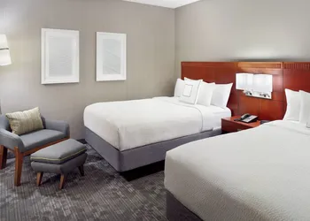 Courtyard by Marriott Charlotte Southpark hotel thumbnail 5