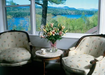 The Manor On Golden Pond hotel thumbnail 2