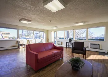 HomeTowne Studios by Red Roof Denver - Lakewood West hotel thumbnail 3