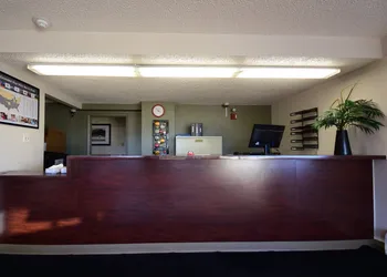 HomeTowne Studios by Red Roof Denver - Lakewood West hotel thumbnail 4