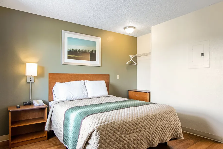 HomeTowne Studios by Red Roof Denver - Lakewood West hotel detail image 6