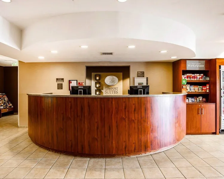 Comfort Suites Independence - Kansas City hotel detail image 2
