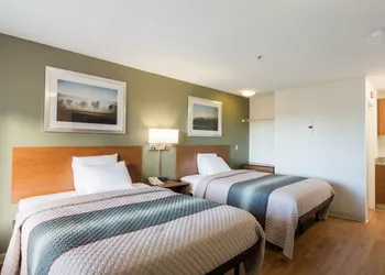 HomeTowne Studios by Red Roof Denver - Thornton hotel thumbnail 5