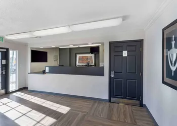 Extended Stay America Select Suites Denver Cherry Creek hotel thumbnail 3