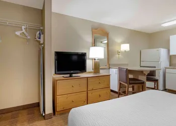 Extended Stay America Select Suites Denver Cherry Creek hotel thumbnail 6