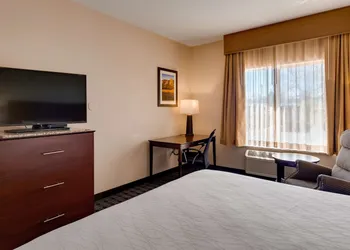 Best Western Plus Gateway Inn & Suites hotel thumbnail 8