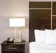 La Quinta Inn & Suites by Wyndham Denver Gateway Park hotel detail image 7