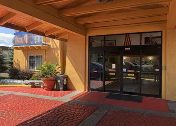 Americas Best Value Inn Denver hotel thumbnail 2