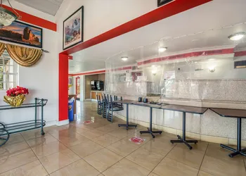 Americas Best Value Inn Denver hotel thumbnail 3
