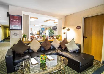Econo Lodge Denver International Airport hotel thumbnail 3