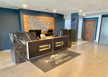 Microtel Inn & Suites by Wyndham Denver Airport hotel thumbnail 5