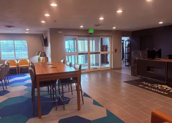 Microtel Inn & Suites by Wyndham Denver Airport hotel thumbnail 8