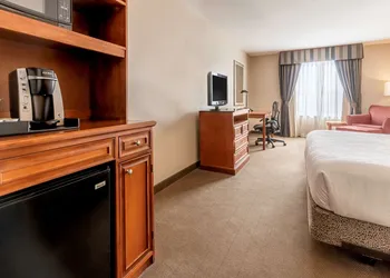 Hilton Garden Inn Houston/The Woodlands hotel thumbnail 8