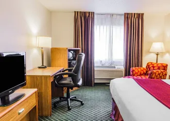 Quality Inn & Suites Golden - Denver West hotel thumbnail 8