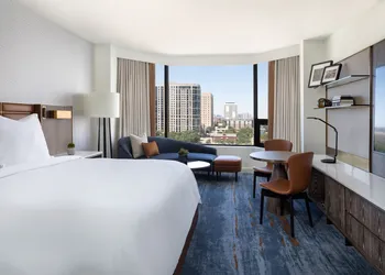 Four Seasons Hotel Houston hotel thumbnail 5