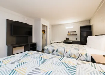 Studio 6 Baytown, TX - Garth Road hotel thumbnail 6