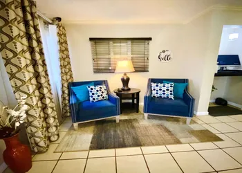 Sonesta Simply Suites Houston CityCentre I-10 West hotel thumbnail 2