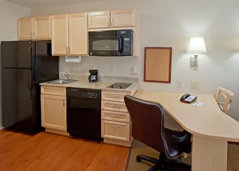 Candlewood Suites Houston (The Woodlands) by IHG hotel thumbnail 5