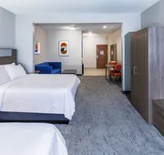 Holiday Inn Express Hotel & Suites - Houston Space Center by IHG hotel detail image 3