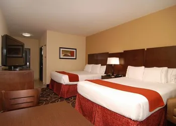 Holiday Inn Express & Suites Houston South near Pearland by IHG hotel thumbnail 7