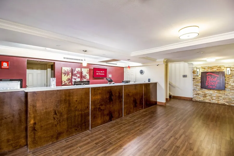 Red Roof Inn Houston East – I-10 hotel detail image 2