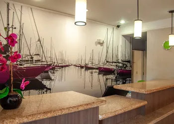 Kemah Edgewater Hotel, SureStay Collection by Best Western hotel thumbnail 4