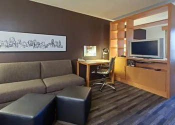 HYATT house Houston/Galleria hotel thumbnail 4