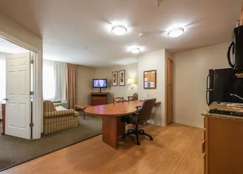 Candlewood Suites Houston Medical Center by IHG hotel thumbnail 2