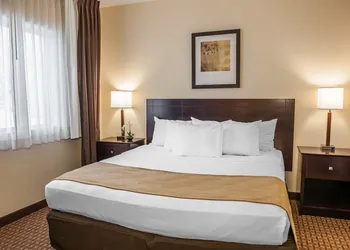 SureStay by Best Western Marion hotel thumbnail 2