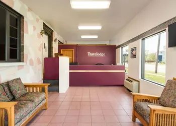 Travelodge by Wyndham Niagara Falls hotel thumbnail 3