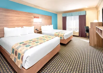 Red Lion Inn & Suites Houston IAH Airport hotel thumbnail 7