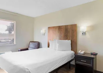 Extended Stay America Suites Houston Katy Freeway Energy Cor hotel thumbnail 4