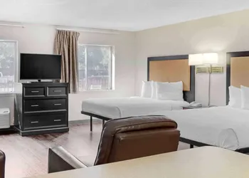 Extended Stay America Suites Houston Katy Freeway Energy Cor hotel thumbnail 8