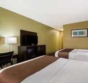 Quality Inn Houston East I-10 hotel detail image 7