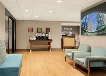 Hampton Inn Houston Hobby Airport hotel thumbnail 2