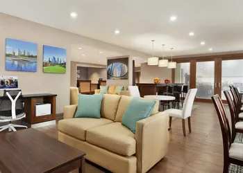 Hampton Inn Houston Hobby Airport hotel thumbnail 4