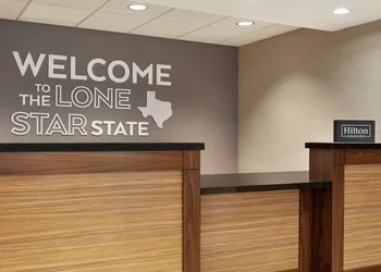 Hampton Inn Houston Hobby Airport hotel thumbnail 5