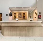 Comfort Suites Bush Intercontinental Airport hotel detail image 5