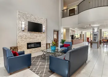 Comfort Suites Bush Intercontinental Airport hotel thumbnail 7