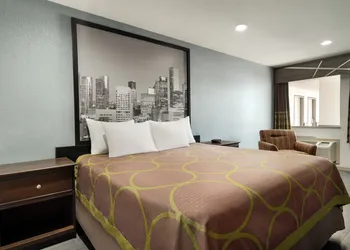 Crystal Inn Northeast Houston Downtown I-610 hotel thumbnail 6