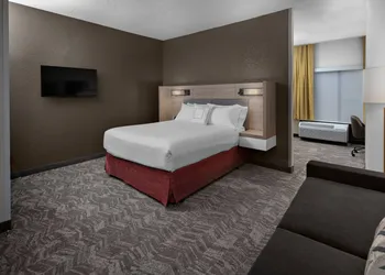 SpringHill Suites Houston Hobby Airport hotel thumbnail 5