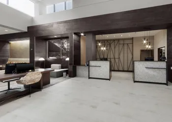 Houston Marriott North hotel thumbnail 6