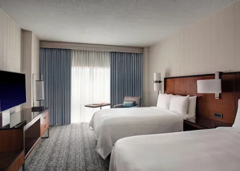 Houston Airport Marriott at George Bush Intercontinental hotel thumbnail 6