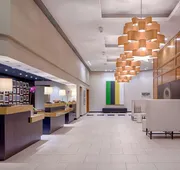 DoubleTree by Hilton Hotel Houston - Greenway Plaza hotel detail image 3