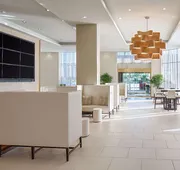 DoubleTree by Hilton Hotel Houston - Greenway Plaza hotel detail image 4