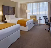 DoubleTree by Hilton Hotel Houston - Greenway Plaza hotel detail image 7