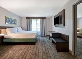 Hilton Garden Inn Houston/Galleria Area hotel thumbnail 6