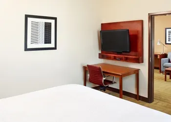 Four Points by Sheraton Houston Hobby Airport hotel thumbnail 7