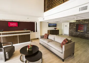 Red Roof Inn PLUS+ Houston - Energy Corridor hotel thumbnail 6