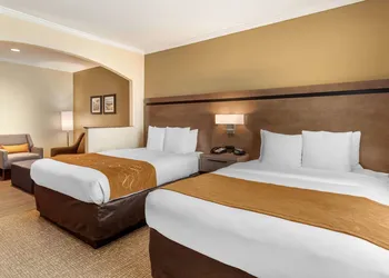 Comfort Suites Baytown I - 10 hotel thumbnail 7